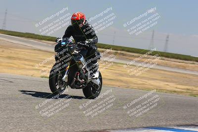 media/Sep-04-2023-Lets Ride (Mon) [[34443f911e]]/B Group/1220pm (Wheelie Bump)/
